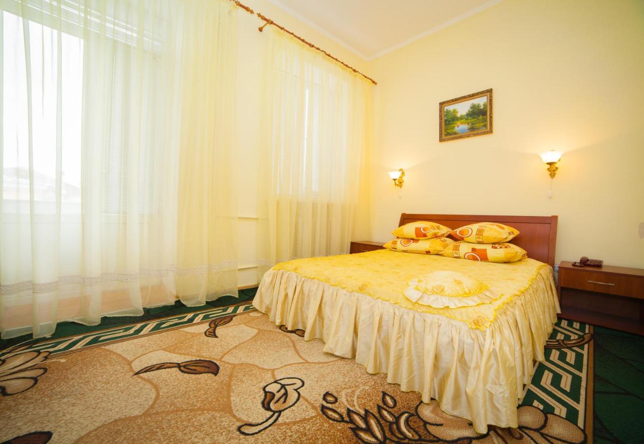 Hotel Vinnytsia Sawoy Værelse billede
